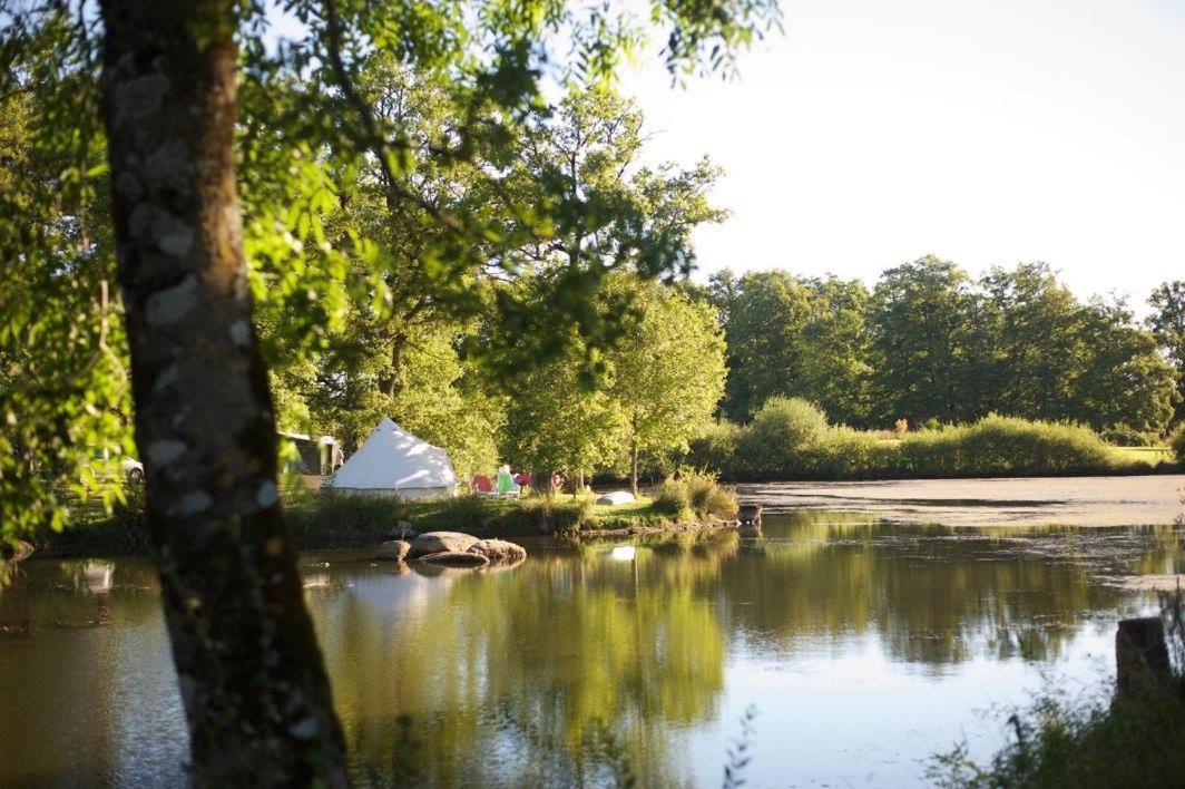 Camping Etang Du Camp Senergues Exteriér fotografie