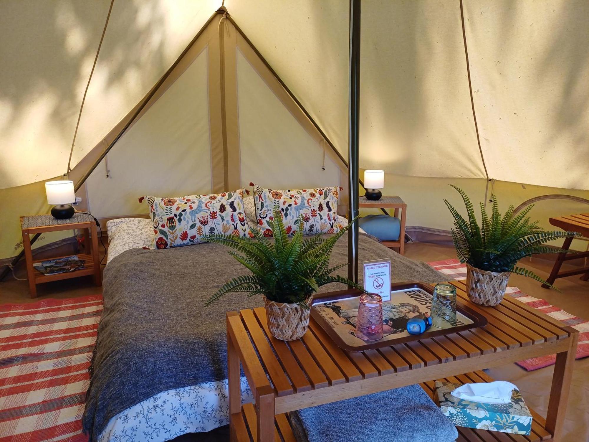 Camping Etang Du Camp Senergues Exteriér fotografie